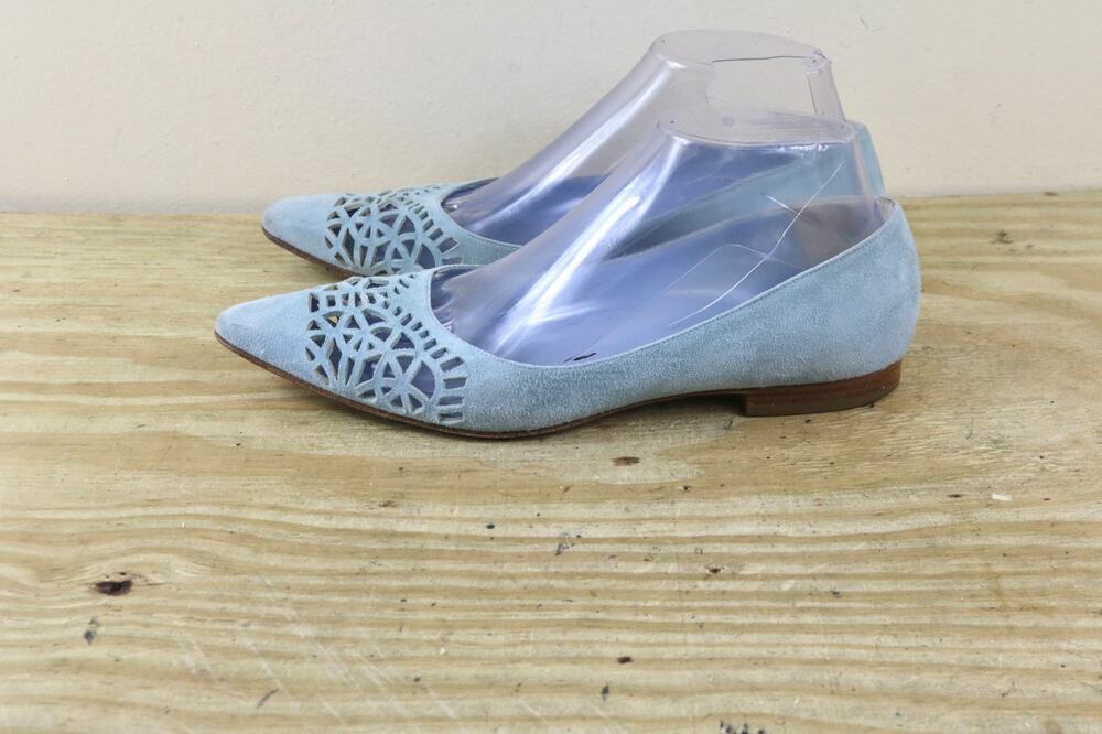 Manolo Blahnik Shoes 38 Baby Blue Suede Laser Cut 7.5 Point Toe Flats Italy
